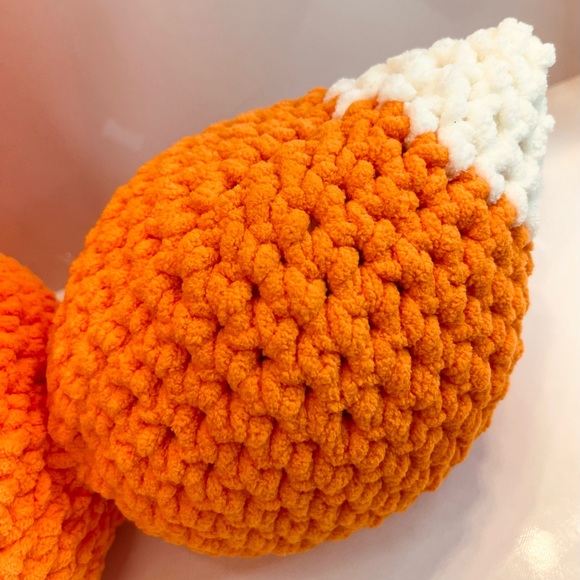 KEI THE PLAYFUL FOX || HANDMADE CROCHET TOY - Picture 4 of 5